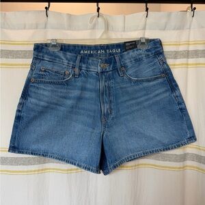 American Eagle Outfitters Super High-Rise Curvy Relaxed Ridged Short